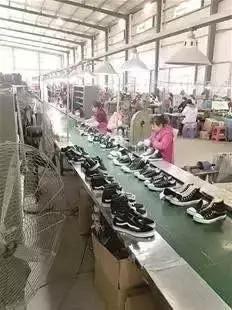 这应该是纺织服装行业最暴利企业:产品成本30元,售价却几百! - 今日头条(www.toutiao.com)